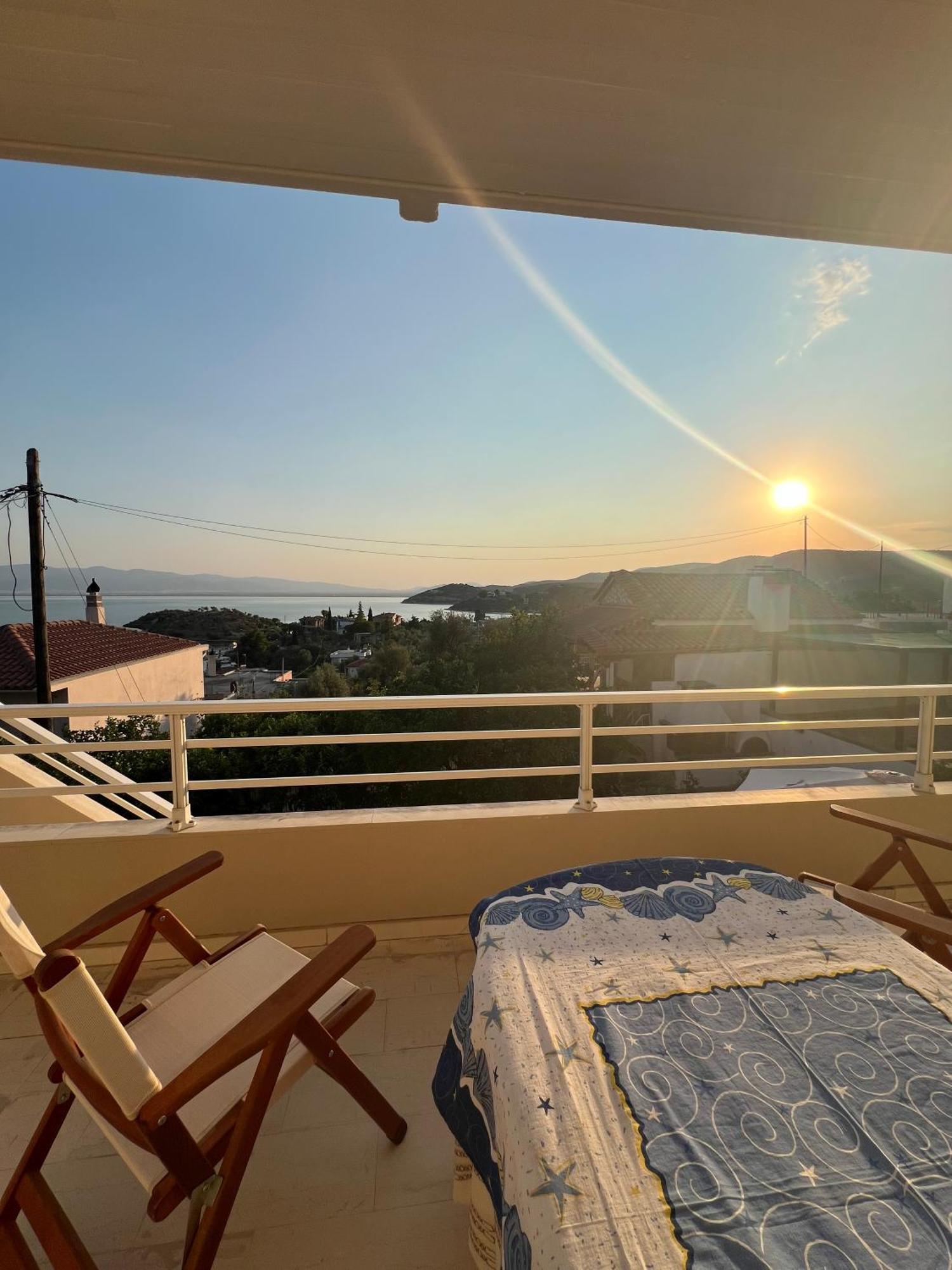 Aiolos Seaside Apartment Marathos  ภายนอก รูปภาพ